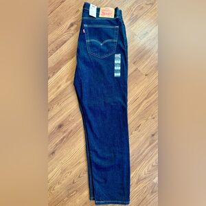 listing-status-banner